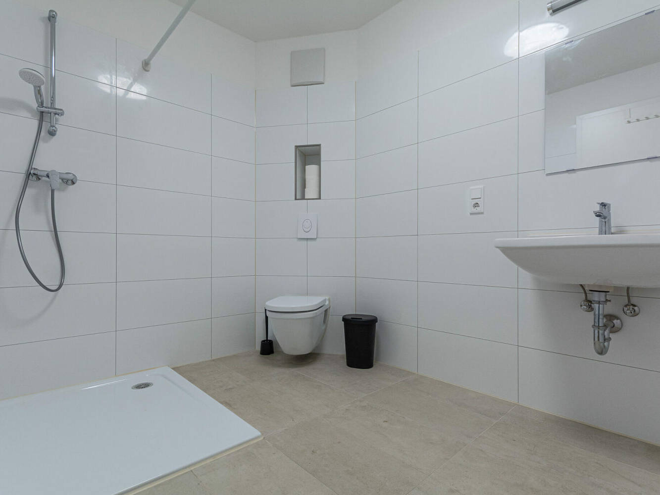 Monteurzimmer, Monteurwohnung, Mieten, Buchen, NRW, 0dfc2388e1cb1dfae6e4a4acdb3b91220fbd51793cbe7ad5fc4543567d10cd82-2,