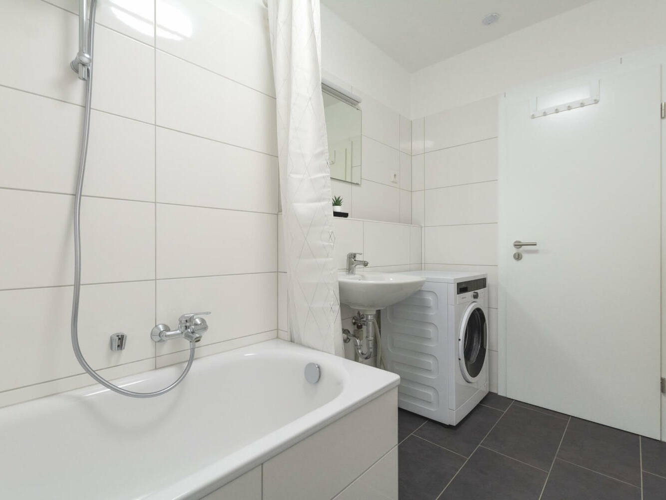 Monteurzimmer, Monteurwohnung, Mieten, Buchen, NRW, 21c1c2db3b81897d8bba22fa8c93513dc20020f557fe0e50de4e5bed27a773db-1,