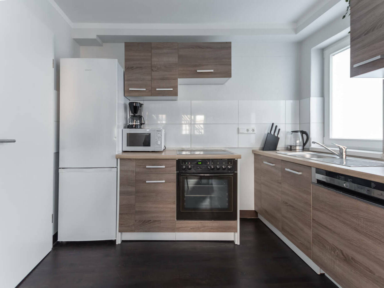 Workers' rooms, workers' apartments, rent, book, North Rhine-Westphalia, 3023cba56eaed5f4ac4c2a5bdc14de35edd5d63dee893df4507963b3cd18a5d2-1,