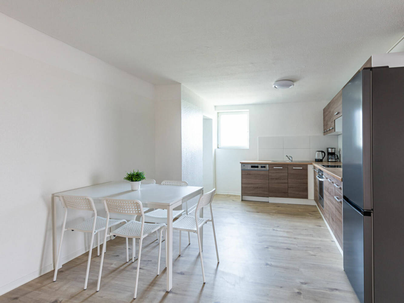 Monteurzimmer, Monteurwohnung, Mieten, Buchen, NRW, 35ce8fd115a6865783ee0583bb0a84131d325f3b8abfbd197f1b339fea74ddca-1,