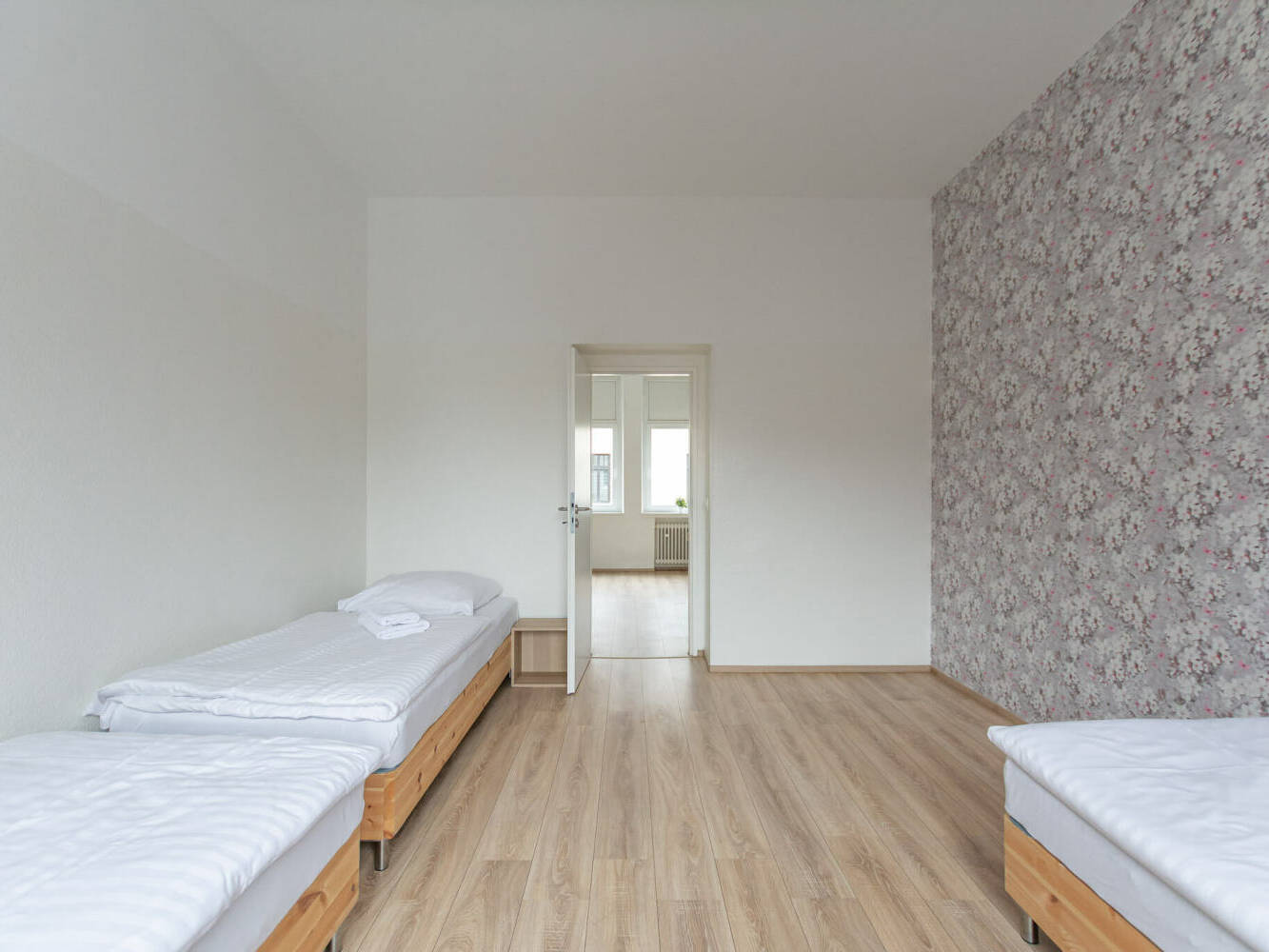 Monteurzimmer, Monteurwohnung, Mieten, Buchen, NRW, 449f0e8adaa8a476c53d121bfd6f76f35ad79dcf37bc28a5aff9482ce720cc19-1,