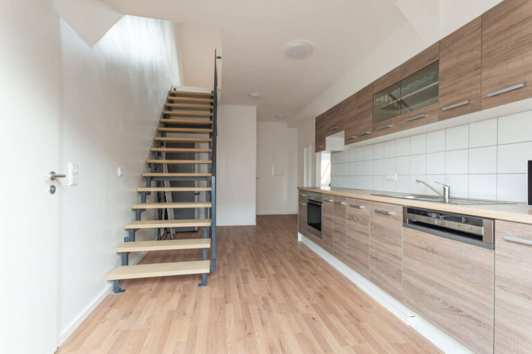 Duisburg — 4 Zimmer Maisonette – 3.OG Apt. 1