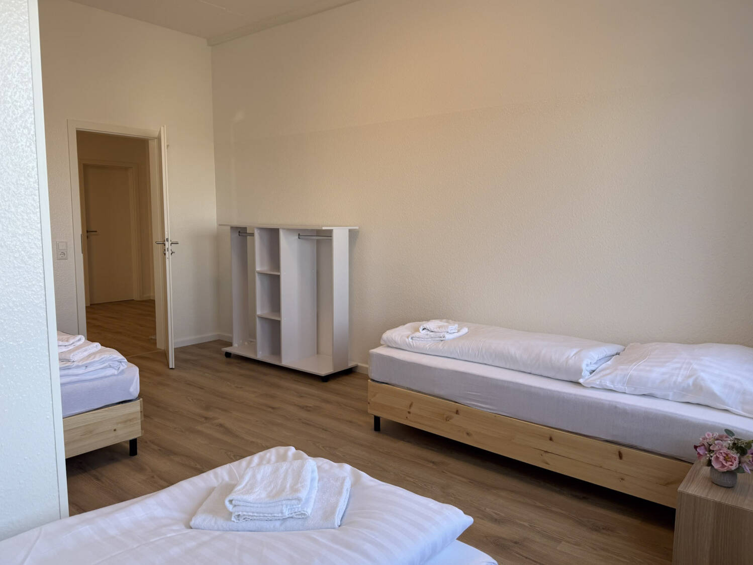 Monteurzimmer, Monteurwohnung, Mieten, Buchen, NRW, 6d43a5fa9983bd7d5588de5c4442e92b42eff247d12cb901b84787c80b3f66b8-1,