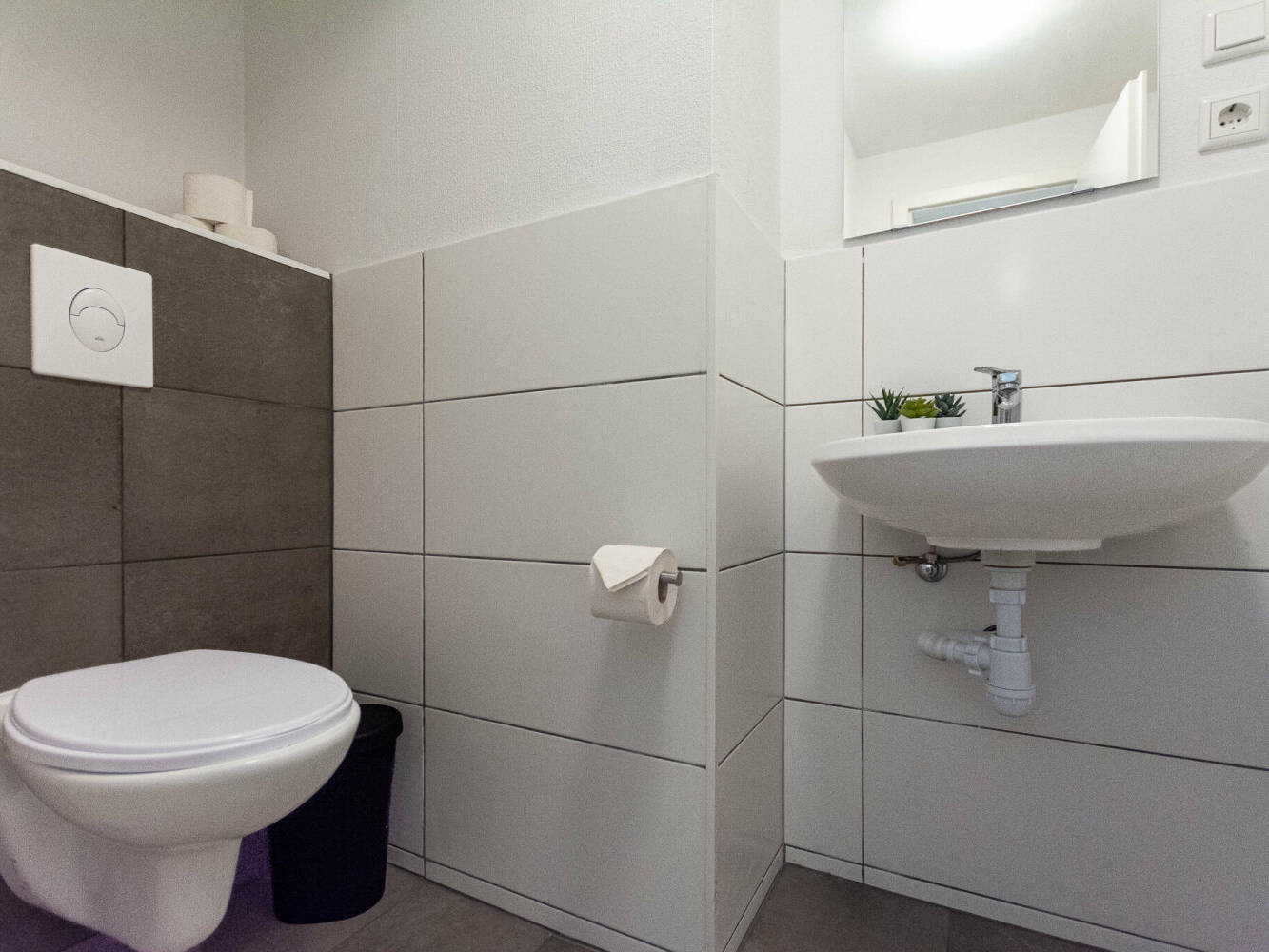 Monteurzimmer, Monteurwohnung, Mieten, Buchen, NRW, 6f78a092be3da61450dae14951db6df75c7681b789b4761363f801f42707213d-2,