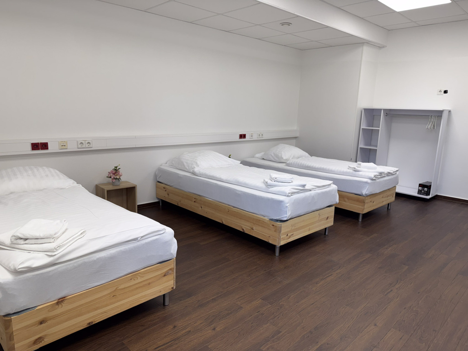 Monteurzimmer, Monteurwohnung, Mieten, Buchen, NRW, 799998e165781f531373aa3d4991f024fbc061fe7825d96a32c4373fc2dae271-1, Monteurzimmer, Monteurwohnung, Mieten, Buchen, NRW, 799998e165781f531373aa3d4991f024fbc061fe7825d96a32c4373fc2dae271-1,