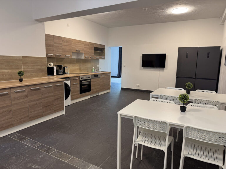 W Heinsberger Straße 35 EG L Apt. 1