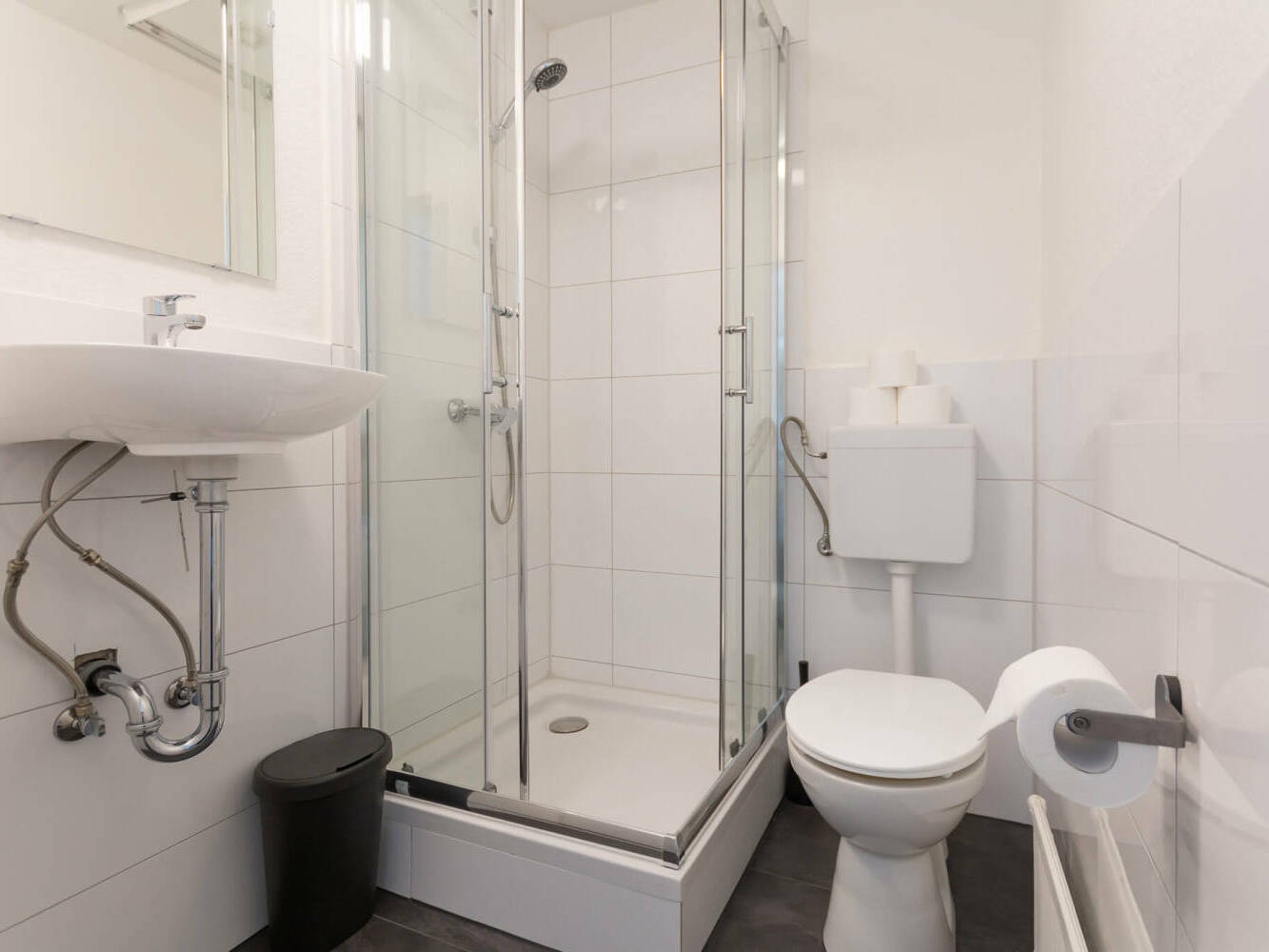 Workers' rooms, workers' apartments, rent, book, North Rhine-Westphalia, 8109d9a3bf689fc4c8dc2e5305b41fb13e31b14d46bcb1061601495970c5b8b0-1,