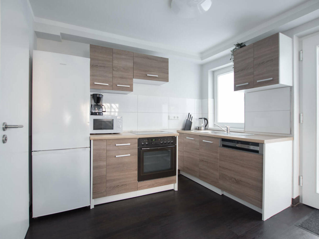 Workers' accommodations, workers' apartments, rent, book, North Rhine-Westphalia, 8fe3e6ae079bfeca9e1230b51f32d0340e666cfc1c03263f21cc41a5274d97ca-1,