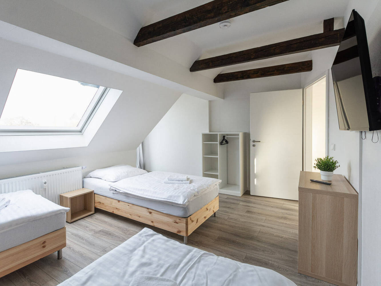 Monteurzimmer, Monteurwohnung, Mieten, Buchen, NRW, a8920e2db33320c5a0581c0c6399f117aa1e9f97e7e97974e03813ab137e474e-2,