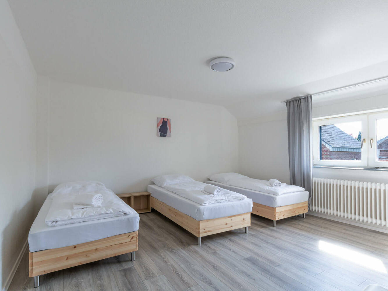 Workers' rooms, workers' apartments, rent, book, North Rhine-Westphalia, bbe8e24265bd2a69f39e5827e043658a34ad865f00d76871336d167c98868990-1,