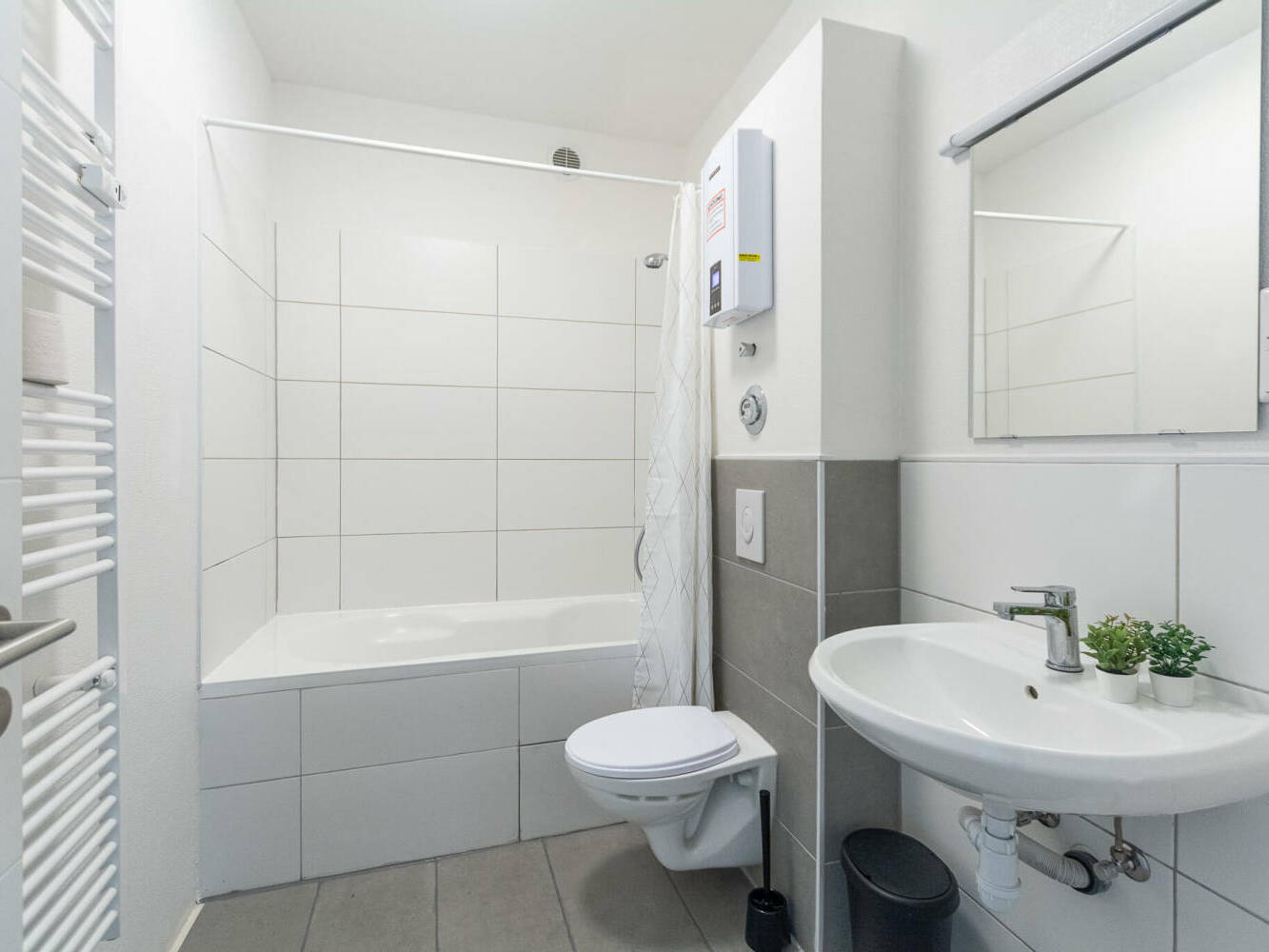 Monteurzimmer, Monteurwohnung, Mieten, Buchen, NRW, bdc1e3b794f1bb36203402b6f54bd59d1914da13d796a77d2cbc49e3ce7d9c0f-2,