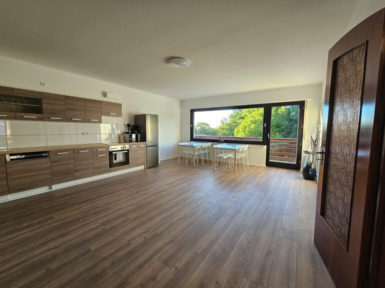 Solingen Mangenbergerstr. – 1.OG R Apt.3