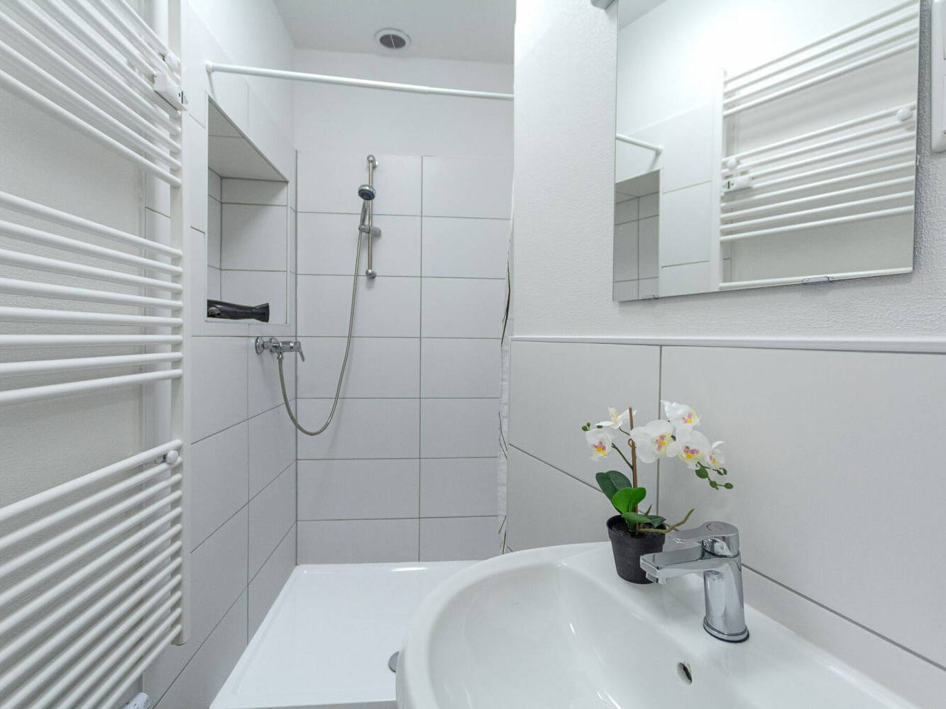 Monteurzimmer, Monteurwohnung, Mieten, Buchen, NRW, e10ae305a3ebd7d18dace32b4b3c3c3da0ec1662488b9ec8a4f8bf9de52f6597-2,