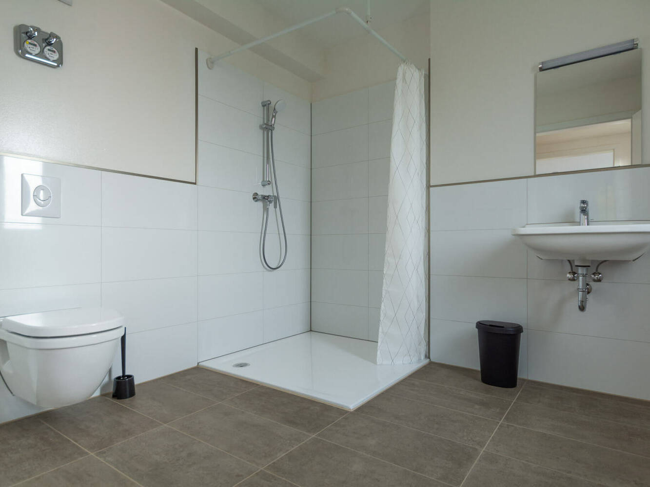 Monteurzimmer, Monteurwohnung, Mieten, Buchen, NRW, e40f75314cce1c9a7490db27cebbc15c31786517fbf4c631e687dce607e94577-2,