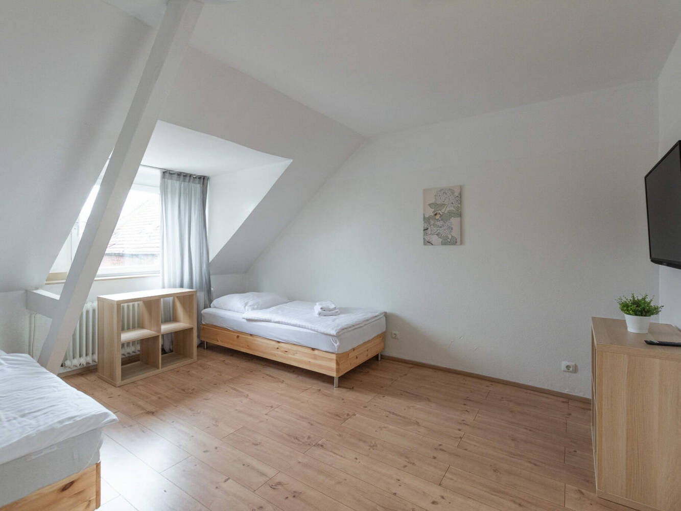 Monteurzimmer, Monteurwohnung, Mieten, Buchen, NRW, e72d8e3837819155e73b508efd065e7798adc2346f8e9b8da4584574bc5681f8-1,