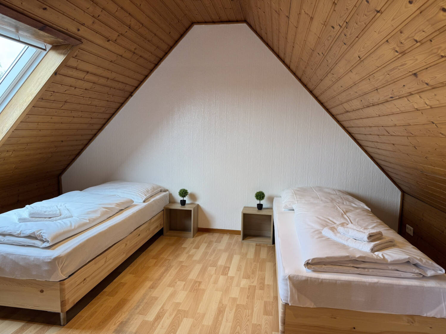 Monteurzimmer, Monteurwohnung, Mieten, Buchen, NRW, 7c24a2dc9609ef656c0afeccf8d1785237c614f2ddd5c75184461db9adabb8bd-1,