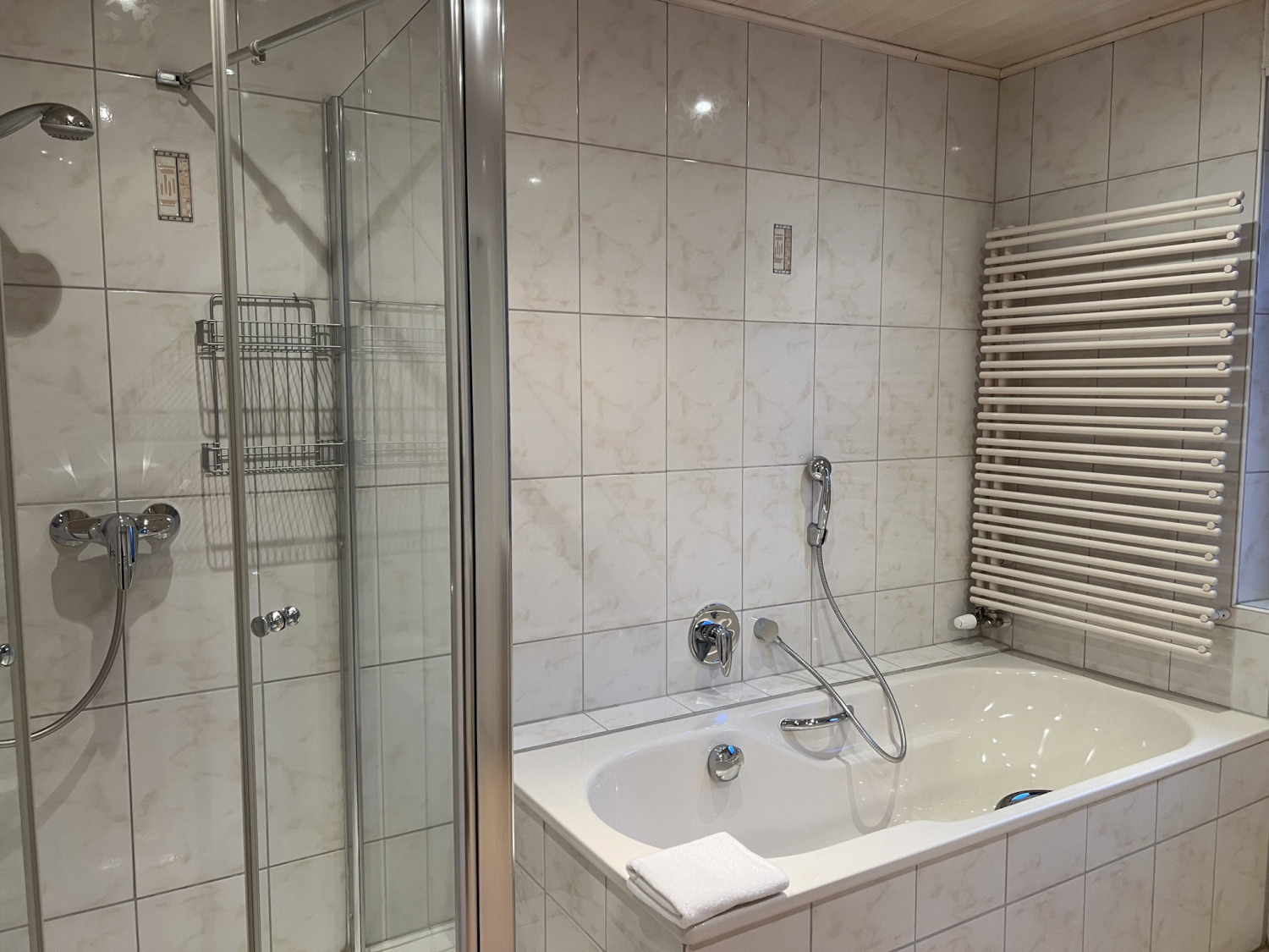 Monteurzimmer, Monteurwohnung, Mieten, Buchen, NRW, b6aa24f84b32fba61671ed96ccc8cd668158710e9f3655e656023fe0cde77d2c-1, Monteurzimmer, Monteurwohnung, Mieten, Buchen, NRW, b6aa24f84b32fba61671ed96ccc8cd668158710e9f3655e656023fe0cde77d2c-1,