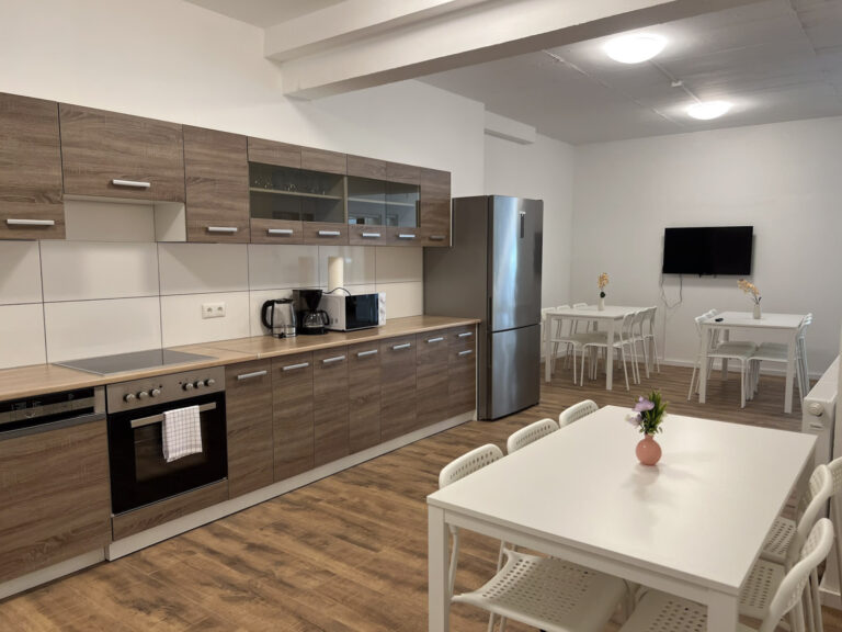 Solingen – Strada Mangenberger – subsol, apartamentul 4