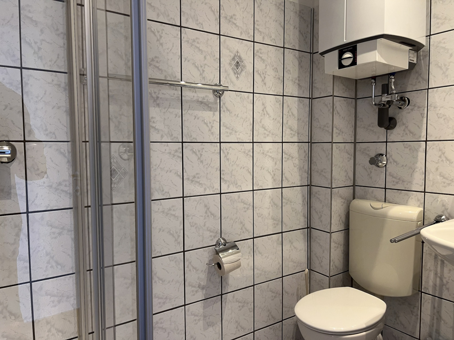 Monteurzimmer, Monteurwohnung, Mieten, Buchen, NRW, 8958719b30fee398a420b50fc85fc847e44c4cbc1094192d356bd6d3ef8def71, Monteurzimmer, Monteurwohnung, Mieten, Buchen, NRW, 8958719b30fee398a420b50fc85fc847e44c4cbc1094192d356bd6d3ef8def71,
